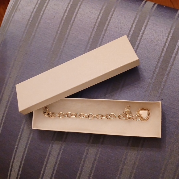 Designer Judith Ripka 50 gram Sterling Silver link heart charm bracelet - Picture 6 of 6